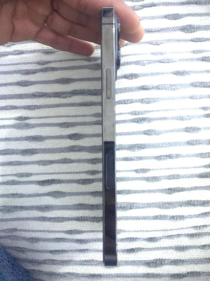 السلام عليكم للبيع 13bro max مكاني حي اور 580  رقمي ***********.
