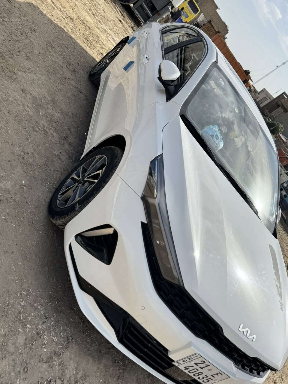 السلام عليكم.
كيا كي ثري K3 موديل 24
تجميع الصين
فول  مواصفات
.محرك 1500 دبل نوزل 
 
🔴المواصفات 
✅️فتحة
✅️شاشه كامرة 
✅️تحكم ستيرن جهتين 
✅️بصمه 2 أبواب و بصمه تشغيل
✅️كير طياره 
✅️شاشه بالكير
✅️لايت لد زينون 3 عدسات متحركة + الخلفي هم لد متصل 

✅ أشاير لكزس️ متحركة 
✅المري الجانبية بيها ️اشاير + هيترات 
✅️صندوك ذكي بصمة ( يفتح عند الاقتراب )
✅️سايد بريك بصمة
✅️أوتو هولد (auto hold)
✅️درايف مود 4 وضعيات
✅️(sport+eco+smart+comfort)
شاشة عداد دجتل 
وبيها بعد مواصفات 

السيارة كفاله عامه
بعدها بوضع الزيرو وبنايلون الشركة
ماشية ١٤٠٠٠ كم 
السعر ١٤٦ وبيها مجال لشراي 

للأستفسار اكثر التواصل على الرقم 
***********
📍مكان السيارة الديوانية
