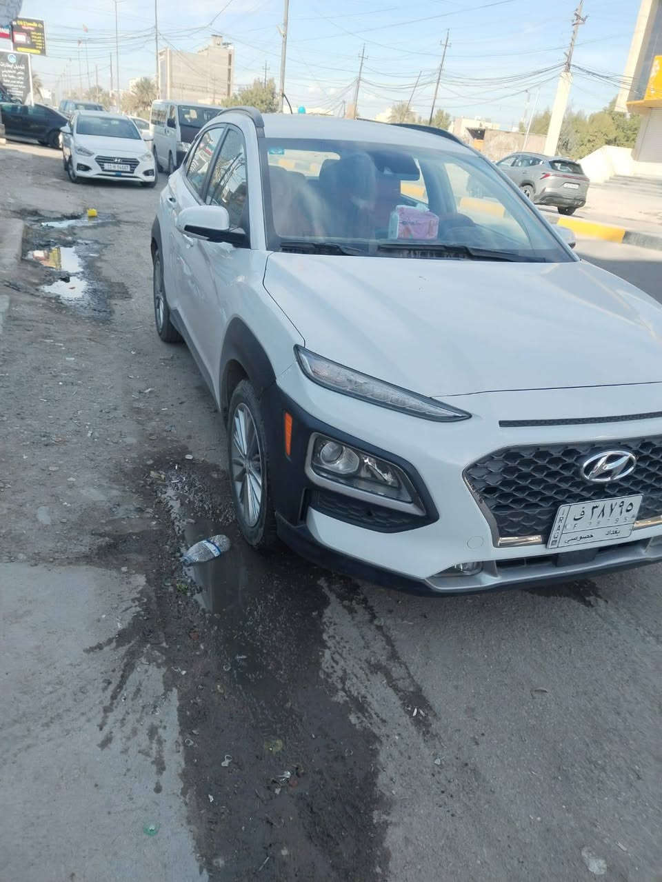 كونا موديل 2020 وارد امريكي تفاصيل حادث موضح بصور رقم بغداد بسمي سعرها 145 وبيها مجال ***********
