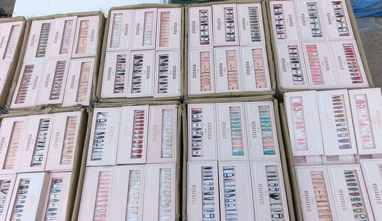 نينوكي استناعي
نرخي ده رزني 18,000
واتساب ***********
گياندن هه يه 
https://t.me/qaz1290wsc
