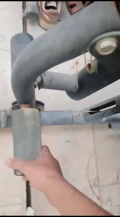 السلام عليكم شباب عندي ذني أجهزة حديد تفيد للقاعات وعندي جهاز بايسكل أصلي للبيع هذا رقمي للتواصل ومتواجد ماسنجر ***********
