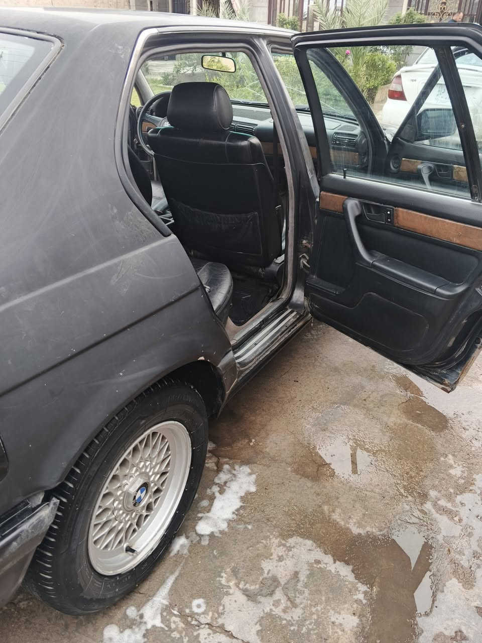 السلام عليكم بيئم موديل 1991 السيارة بحالة جيدة نقصه  صبغ  سعر 38بيه مجال


**إذا كنت صاحب هذا الإعلان وتريد حذفه لأي سبب، رجاءا أرسل رسالة إلى الدعم الفني**