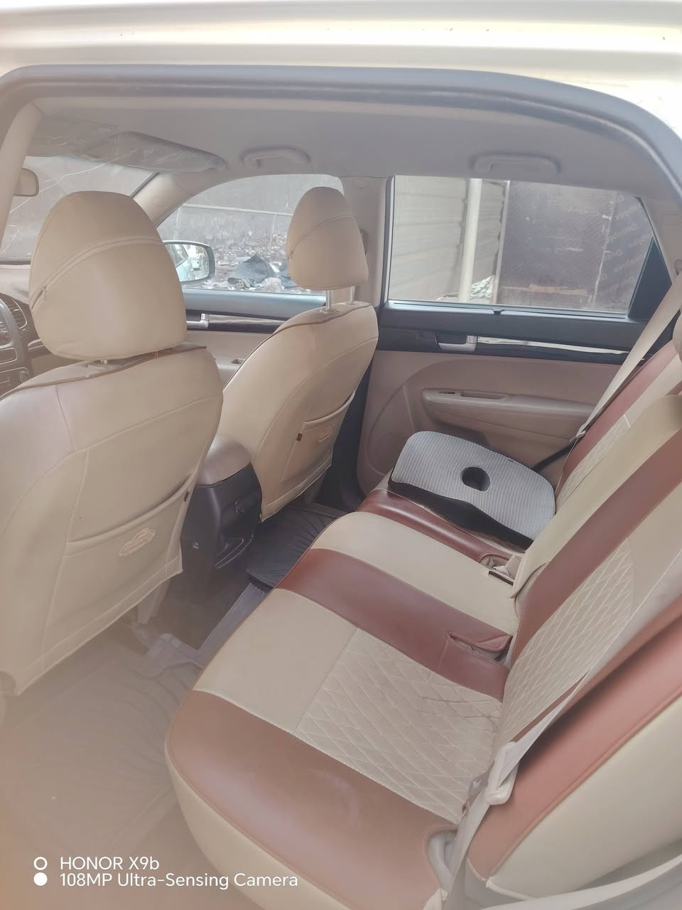 السلام عليكم سورنتو 2015 خليجي 2400دوش  سبعه راكب رقمها واسط بسمي مكانها بغداد حي الجهاد السعر ب١٨٥ ورقه وبيها مجال ***********
