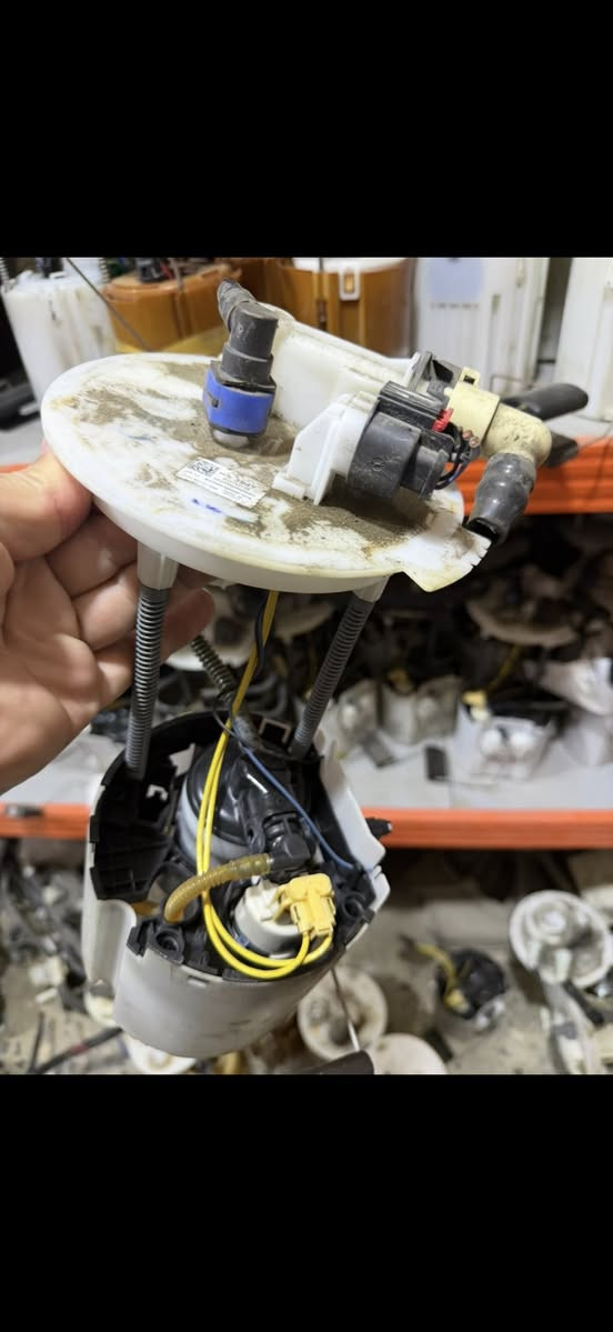 سلام وعليكم  متوفره قواعد فيول بمب شوفر ليت ترفلس اكاديا 2017 الى 2025 متوفره فور ويل وتويل عليها عرض 65 الف مع التوصيل مجاني جميع محافضات العراق شرط الشغل وضمان فتح تانكيات وارد اخت الجدد ومتوفر جمله لاصحاب المحلات ولورش *********** وبخدمتكم
