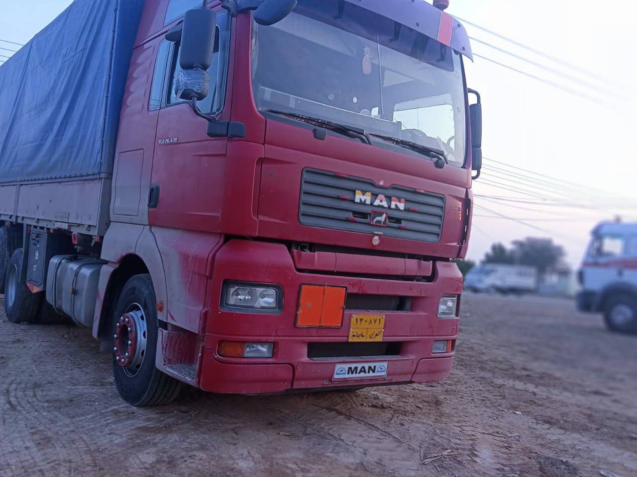 السلام عليكم
مان 2006 للبيع محرك 430 رتايدر 6 طكات كير غساله تدفئه و تبريد للاستفسار ***********3
***********
