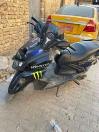 ZR  لون اسود    مديل 2022 .......... ماشية 18.000 فقط حقيقي   كفالة عا...