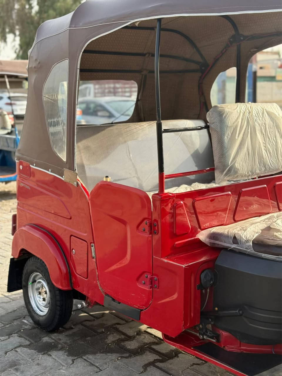 سلام عليكم تك تك موديل 2022 مضلع كفالة عامة من ضربة صبغ مكينة رقم انكليزي و سنوية سعر 7 و نص قفل و تواصل علة هاذا الرقام و بيهن سيمكرت و وتساب ***********  /***********
