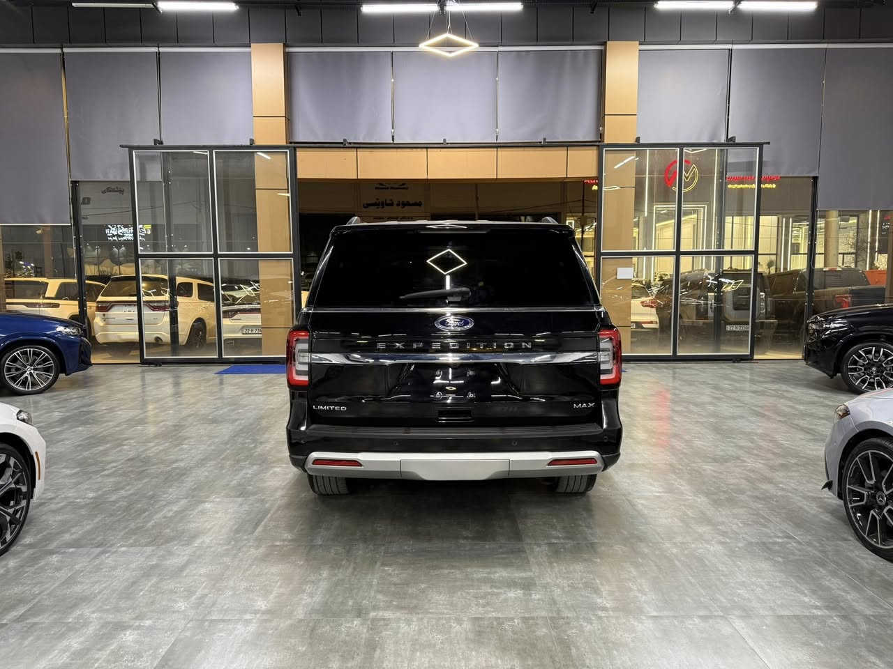 سلام عليكم 
فورد اكسبدشن 2024 MAX
موديل _ 2024 Limited 
صبغ _ جاملغين بدون ارباك 
ماشي _ 22 الف ميل 
سعر  _ 330 ورقة مجال 
Mobile : watsp : ***********
‎لاس فيگاس كارس : اربيل (شارع ٤٠م) شارع المعارض
