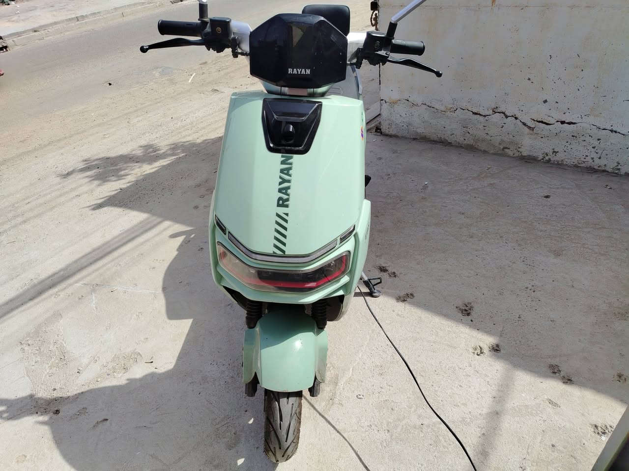 سلام عليكم
دراجه الريان m4 
3 سرعات
60 تمشي 
ماشيه 1800 كيلو متر
رايده ب700 وبيه مجال 
سبب البيع محتاج فلوس 
تجي تفحص بنفسك 
مكاني العامريه 
استخدام شهرين
رقم الهاتف *********** وتساب ورصيد
