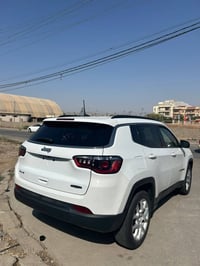 لاتيتود ٢٠٢٤ • مقاعد مدفأة • ٨٠٥٠ ميل