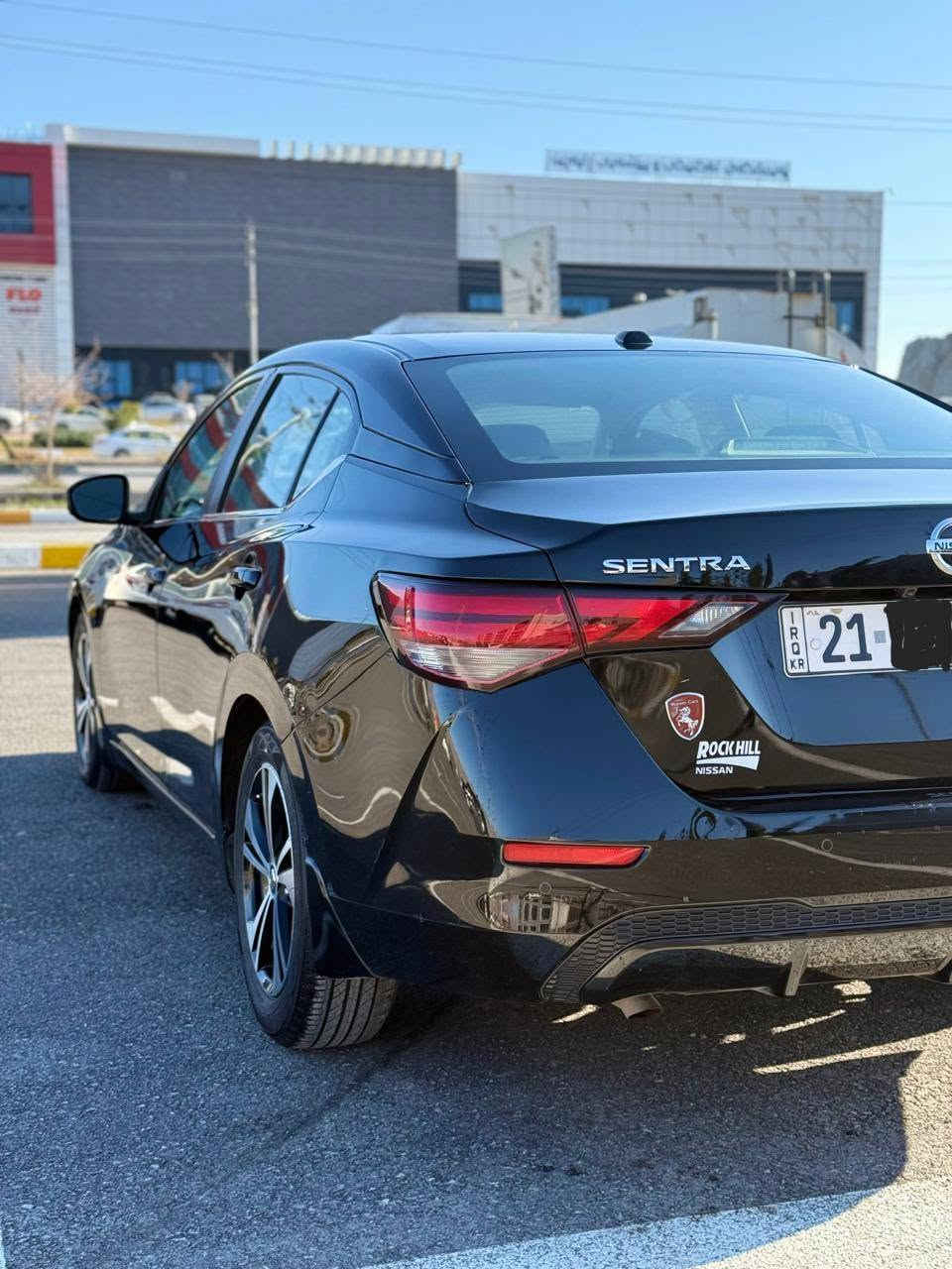 نیسان سێنترا 2020 مواسەفات SV 
ڕاداری پێشەوە و ڕاداری دواوە
 سیستە میeco+ نۆرماڵ+ sport
کامیرا و بەسمە
دەرگای سەکن  و سەیاق بەسمە یە
خەتی جادە 
تەحدید سورعە
ئیمێر جنسی برێک لەهەر حاڵە تێکی بێ ئاگایی 
خۆی ئیستۆپ ئەکات
بۆ ۱۰۰کم ۷.٨ لیتر بەنزین ئەخوات
 شاشەی ئایپادە لێدراوێکی زۆر سوکی هەیە 
ڕسمەکەی دانراوە  تەنها بۆنیتی بۆیاغە 

سعر: لە کۆمێنت داوای بکە ڕاستەوخۆ بۆت دێت 📩 

گێڕ و مەکینەی زۆر بێعەیبە بەشەرت  __ 
هیچ گڵۆپێکی ناو شاشە ی پێنەبوە 
سەیارەکی زۆر خاوێنە

ژمارەی خاوەن سەیارە 
***********
*********** رانية, السليمانية
