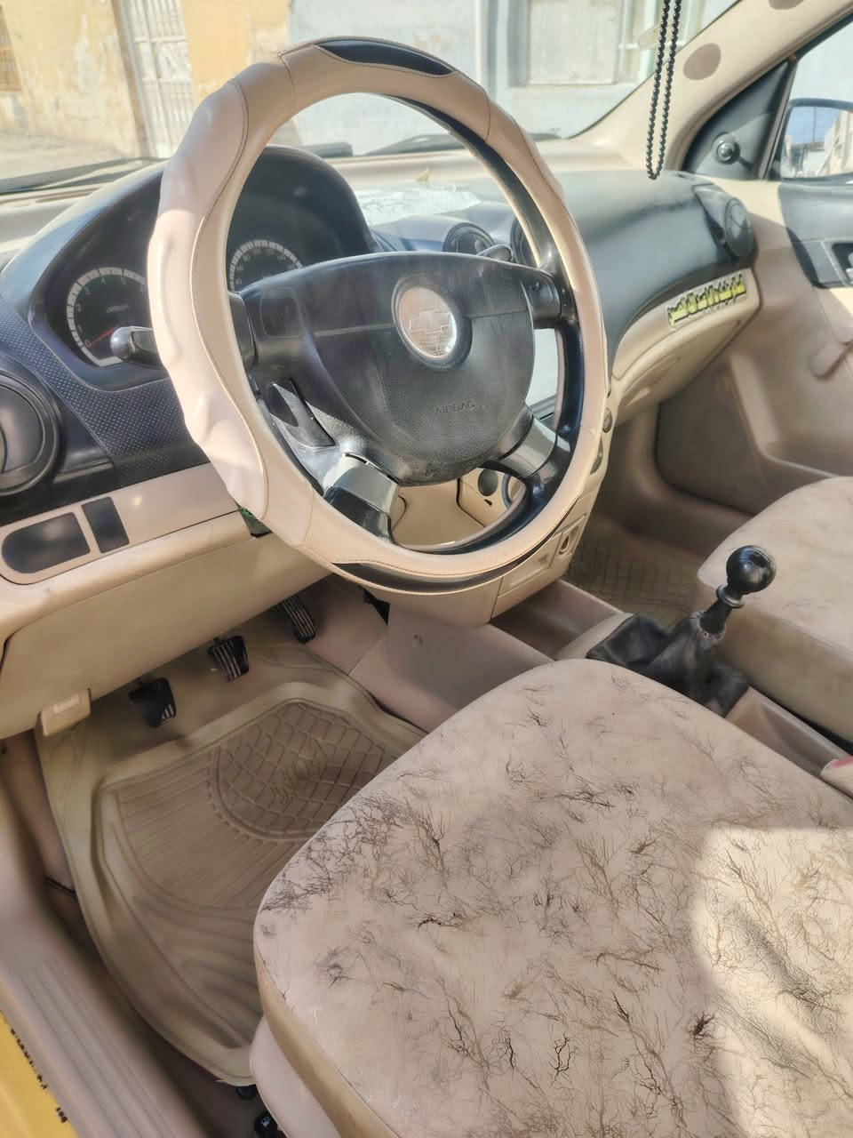 سلام عليكم
افيو للبيع مكينه مفتوح خليجي موديل 10
كير عادي سعر 53 مكاني ديوانيه 
***********
