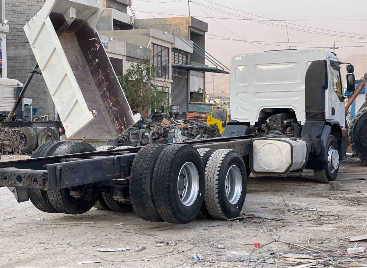 رينو ٢٠٠٦ بيلاد شانصي دريژ ٩مةتر
مةكينة٣٧٠ گير باقلاوة هةموگياني بةشةرت گيرومةكينةوئةكسل تةبريدو كوشن هةوا هةمي بةشةرت رةقةم سليماني بيلاد سةحال تاقم تاية تازة

٩٥٠ هةزار روشتوة

***********
