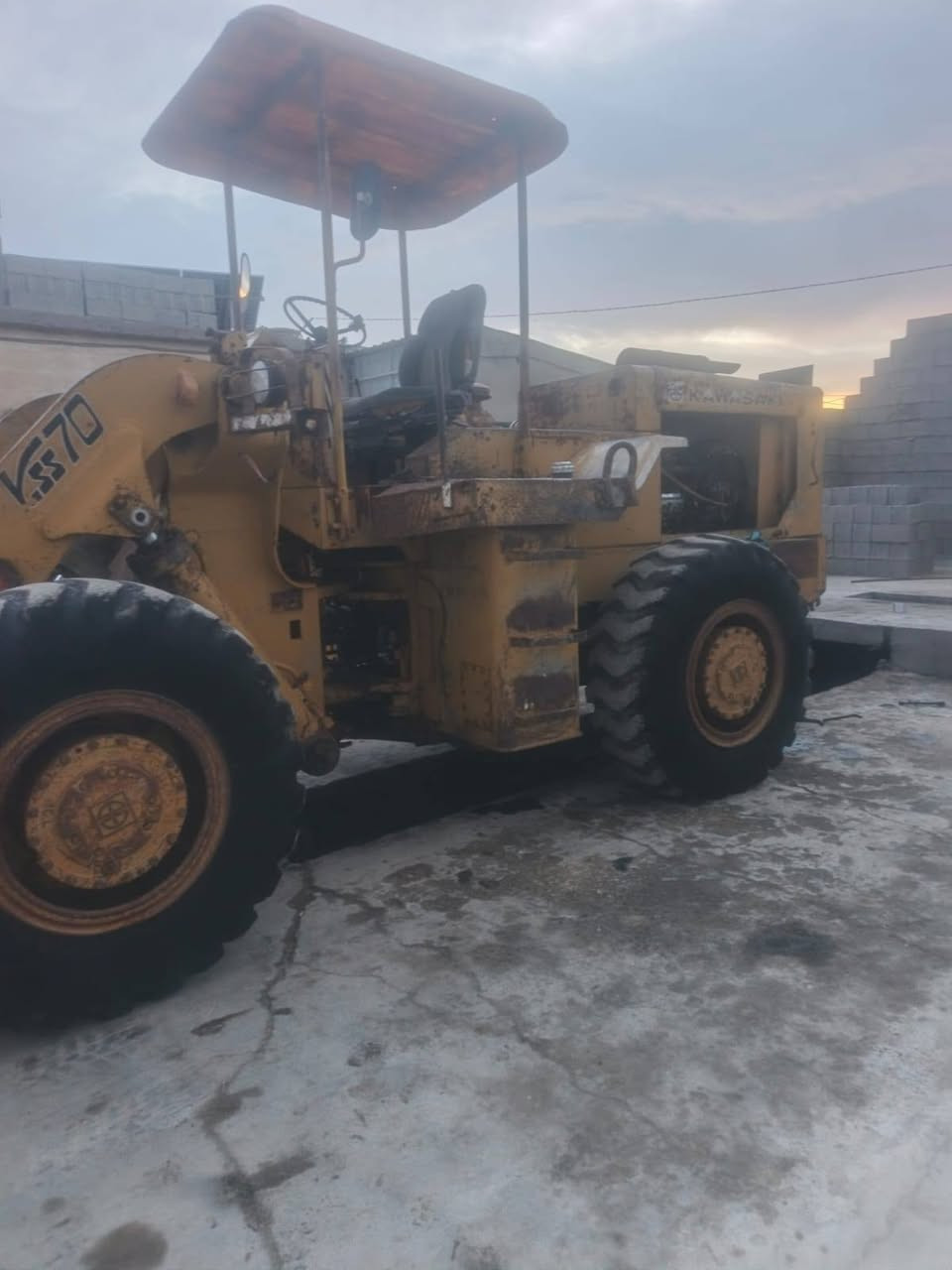 شفل موديل 82 رقم صلاح الدين عادي بدون صبغ مكفول كفاله عامه السعر 155 وبيه مجال مكان الشفل اصبيح الحوري التصال على الرقم ***********
