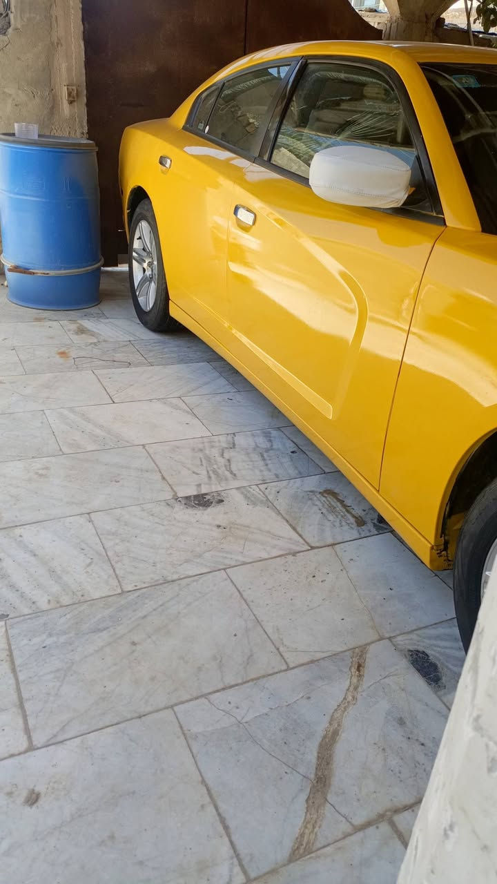 جارجر 11قطعها مفتوحه صبقه جديده رقم دولي بسمي جاهزه مابيهه نقص مكان لسياره بصره ***********
