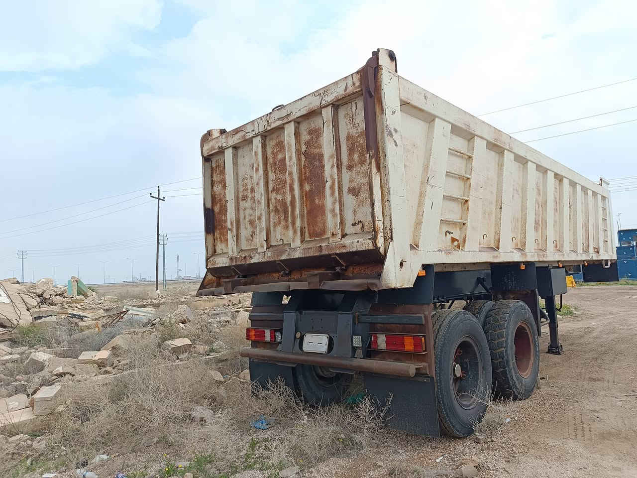 السلام عليكم 
للبيع 
عربانه حداديه ماموت 
32.5 م
شاصي 16 مكفول 
جك مال حوضيه
مجموعه براد 16 مكفولة مال ارتال
ترهم 4 دناكير دبل شاصي
كامله كهرباء هواء فول 

السعر 150 وبيه مجال للشراي 

معرض العراق لبيع السيارات والآليات الثقيلة 
الانبار ـ الفلوجه معارض الخط السريع 
*********** - ***********
