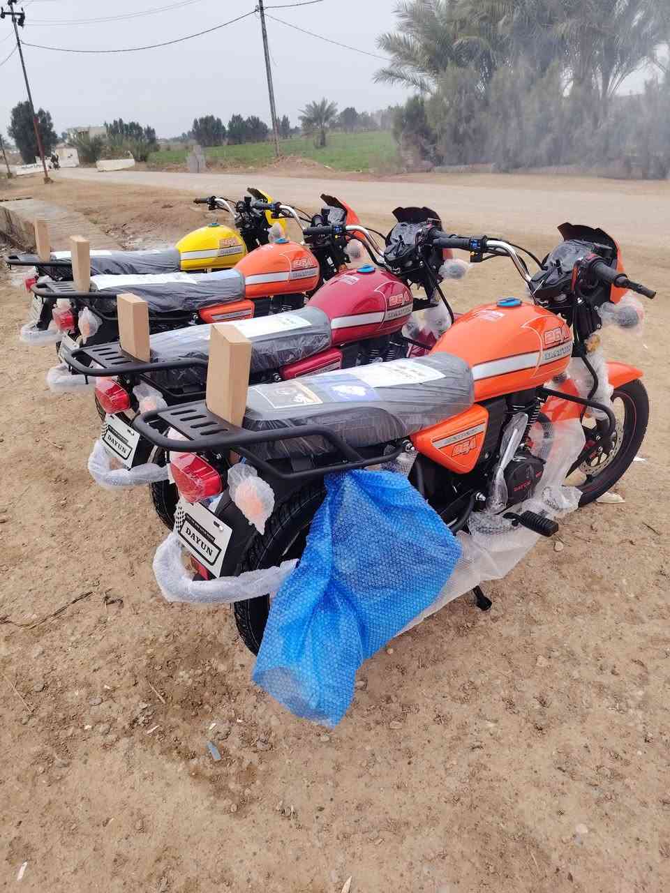 للبيع ديوانات 26 شكل القديم مكينه 200 أوراق سحب المكان ديالى قرى الخالص ***********
