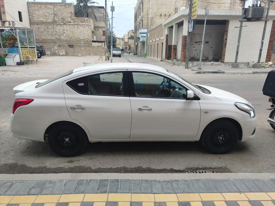 السلام عليكم نيسان صني موديل 2024السياره كفاله عامه من الشخط مدوشمه ارضيه وكشنات ماشيه 38الف الوكاله مجانيه للمشتري السعر 128 وبيها مجال قليل اخوان انا مكلف بالنشر اتصلو ع الرقم 

***********
