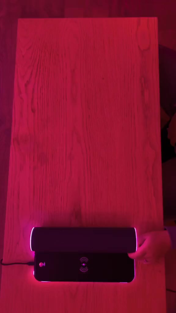 باد ماوس وشاحن لاسلكي RGB
للطلب 
https://api.mabiaati.com/s/d648d339


**إذا كنت صاحب هذا الإعلان وتريد حذفه لأي سبب، رجاءا أرسل رسالة إلى الدعم الفني**