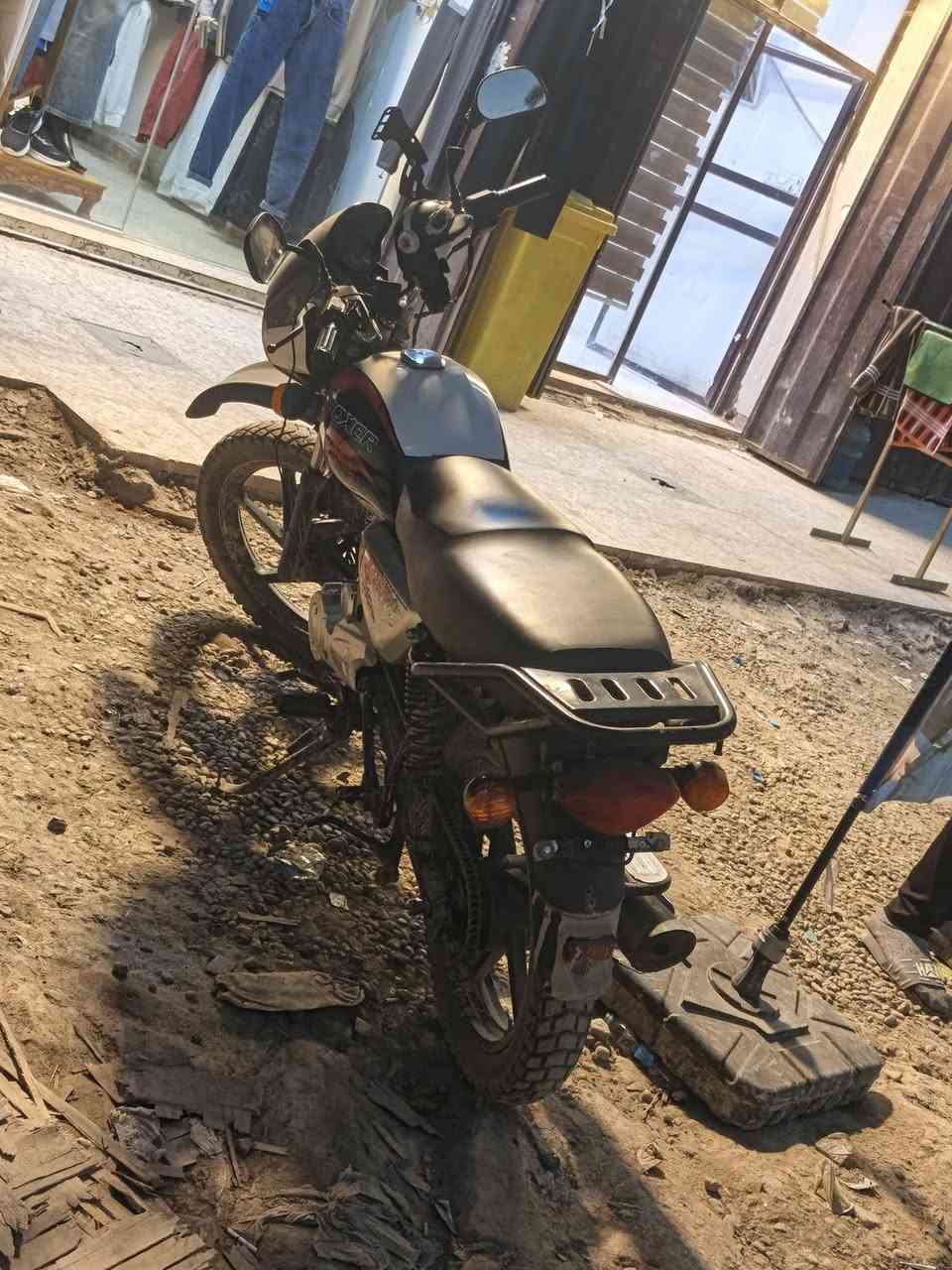 سلام عليكم بوكسر 2022رقم وسنويه بغداد. محرك سونك ب 1500 رقم +964 788 661 4279 بغدا ابو غريب
