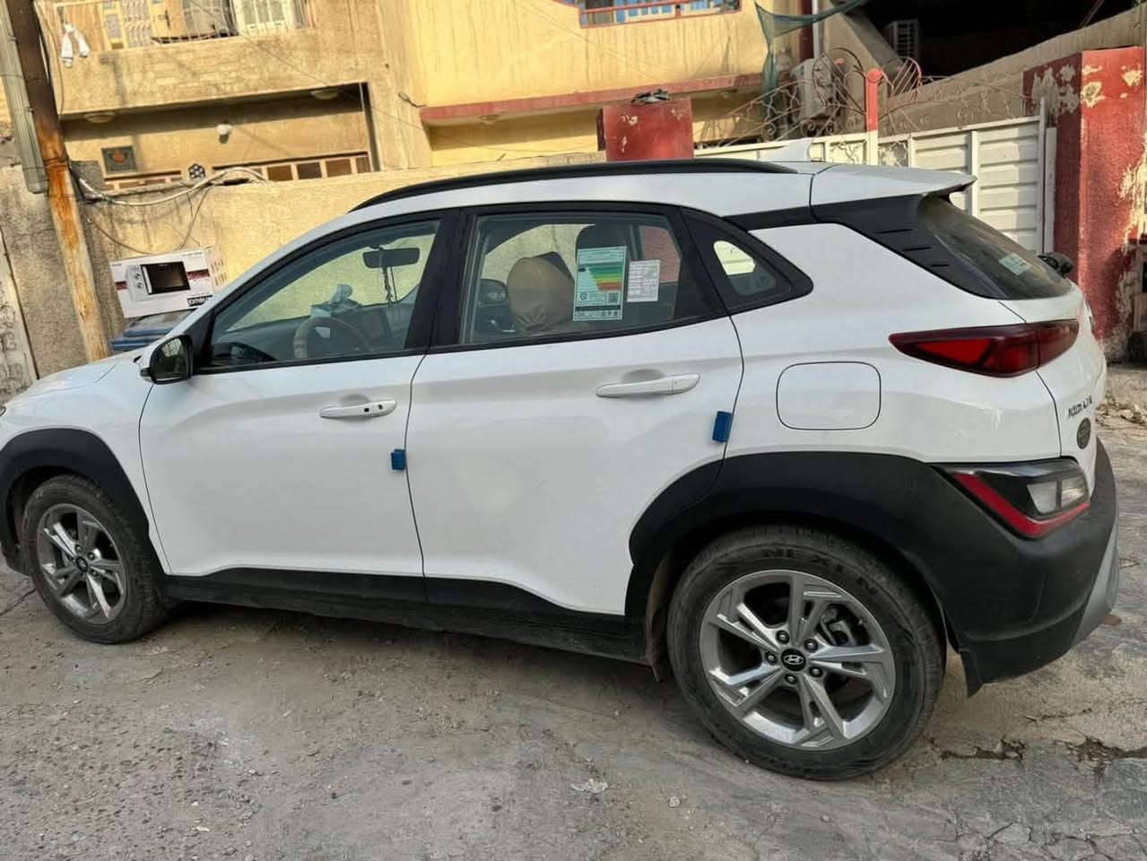 كونا 2023 ( خليجي ) اللون ابيض
مكفولة عدا ملاحظات 2 بسيطات نزلتهم بالصورة
استخدام شخصي تايرات و بطارية جديدات خير من الله
تبريد ثلج بلادي محرك مكفول السيارة ع وضع الشركة
ماشية 48 الف كيلو متر
رقم بغداد باسمي السيارة تحويل ثاني يوم
مكينة 2000 دوش 
فول مواصفات
فتحة بانوراما
بصمة تشغيل
بصمة ابواب 
تشغيل عن بعد
ترحيب عند الاقتراب
حساس امامي خلفي
كشن كهرباء
كاشف ضباب 
مري كهرباء شفط
4 انظمة قيادة ( سمارت/ايكو/ سبورت/كومفورت )
3 مودات تركشن موضحه بالصور 
مانع انزلاق
كروس سرعه
تحكمات ستيرن جهتين
شاشة كبيرة نظام اندرويد
السعر 169 وبيها مجال

مكاني بغداد حي الامين
للاستفسار  ***********

