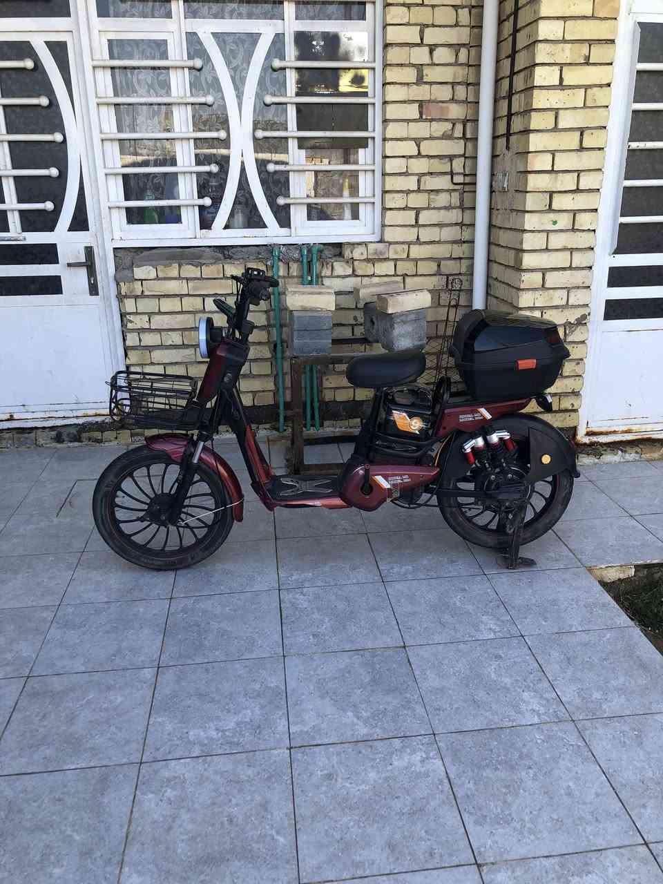 دراجه مستخدمه للبيع مكان ابوغريب (البيطره)الدراجه نضيفه كامله بطارياتها وكهربائياتها السعر 250 الف 
سويجين 
بطاقه تشغيل 
ومثل مواضح الكفر بي ضرر خفيف 
وتجربه يومين …فحص الى …..
+الصندوق مو للبيع ارجعلك قاعده الجلوس الخلفيه الاصليه


**إذا كنت صاحب هذا الإعلان وتريد حذفه لأي سبب، رجاءا أرسل رسالة إلى الدعم الفني**