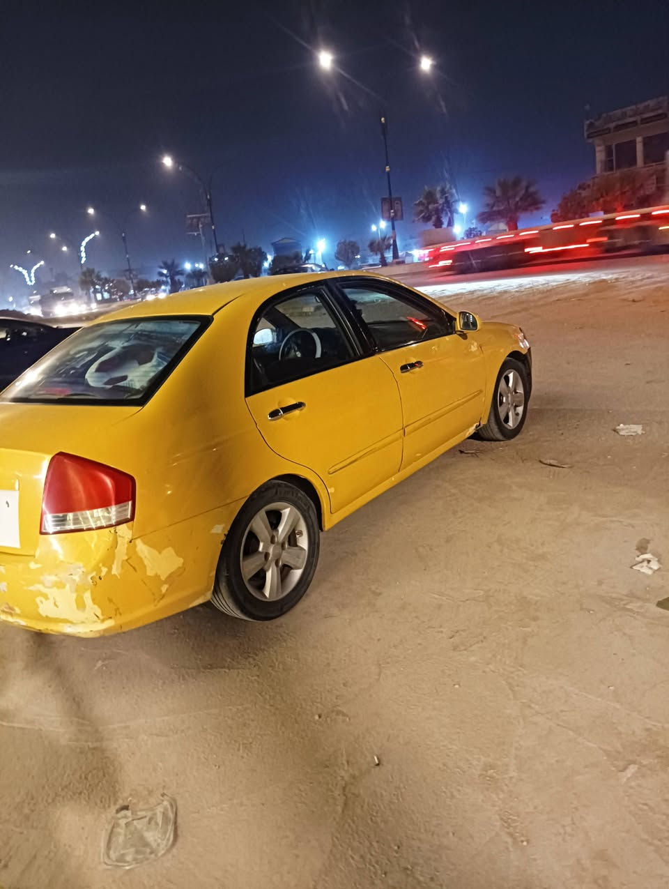 السلام عليكم سبكتره للبيع مديل 2009 رقم.   كربلاء  تحويل ثاني يوم سنويه جديده هيئه وغرامت مصفره حادثه جاملغ فقط حداديه تخم تاير كله جديد كير ومكينه كفاله جاهزه السياره من كلشي السعر73 وبيه مجال حك الجيه رقم الهاتف *********** مكاني بابل
