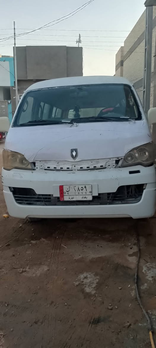 موديل 14 والسعر 28 وبيها مجال ماكينه وانجنائم جير اوتوماتيك سياره عايزه ما اقول جنب ناصر سياره مصلاويه *********** مكاني بالنجف
