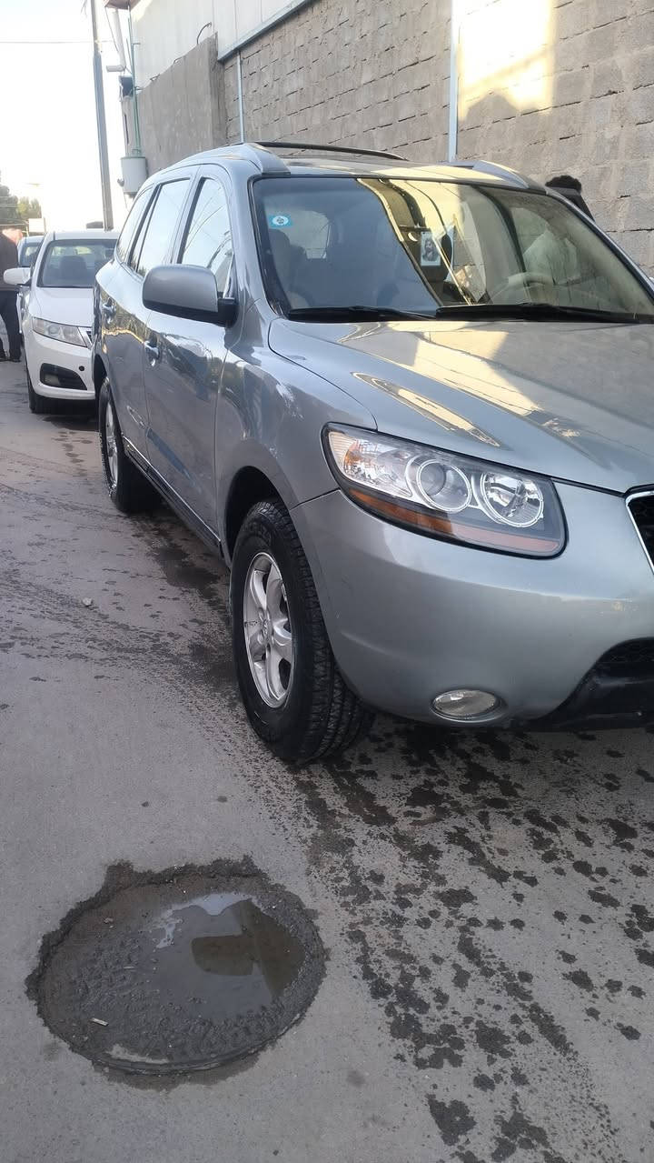 سنتافي امريكي 2007 فول عدا البصمه مصبوغة حزام اثر جراد تخم تاير جديد تبريد ثلج باتري جديد سيارة جاهزه مال بيت رقم واسط بسمي *********** السعر 110 وبيها مجال للطيبين
