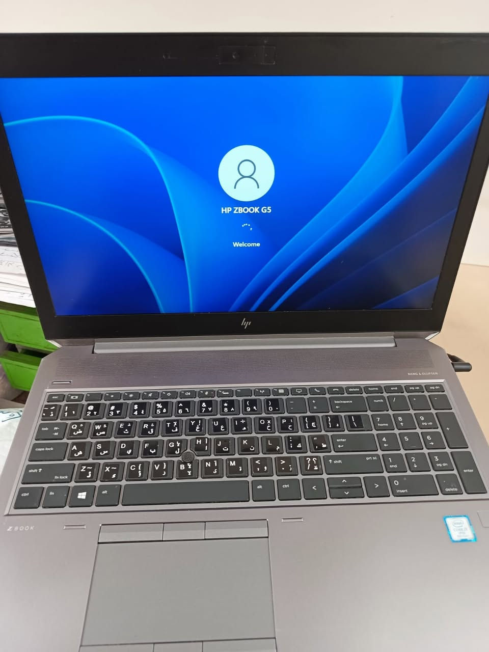 السلام عليكم اخوان يوجد لابتوب HP ZBOOK 15 G5 WORKSTATION صناعة مخصصة للبرامج الهندسية والكرافيك والالعاب  المواصفات:-
- المعالج COR I7 السريع جدا فئة H (من الجيل الثامن )(12 مسار)
- مع كارتين  للشاشة :-
- متصل Intel® UHD Graphics P630
-منفصل  NVIDIA® Quadro® P1000 (4 GB GDDR5 dedicated)
- شاشة  15.6" diagonal FHD IPS eDP anti-glare LED-backlit with ambient light sensor (1920 x 1080)
- الهارد 512 GB M.2 PCIe® NVMe™ SSD SAMSUNGو ممكن اضافة هارد ين اخرى  .
- ا32 GB DDR4-2666 SDRAM (2 x 16 GB) وممكن اضافة 32  كيكا اخرى لوجود 2 سلوتات اضافية
- - CAM -BT -HDMI ....- الخ
- كيبورد ضوئي
- الباتري الاصلي ممتازة والشاحنة الاصلية(150 واط) مع حقيبة وماوس وايرليس
- تشغل برامج Adobe Premier Pro, Revit, SolidWorks and AutoCAD software sold separately.
- البرامج الهندسية  المنصبة (اتوكاد AutoCAD 2022) (SKATCHUP2019)(MATTLAB)
اللابتوب نظافة 85-90% استعمال مكتب هندسي ...... ويندوز 11 نظام64 بت وبرامج والعاب ويفيد للدرلسات الهندسية  لان سريع ووحش بالاداء .
سعر المطلوب 500 الف دينار وشكرا ***********واتس ايضا
...
