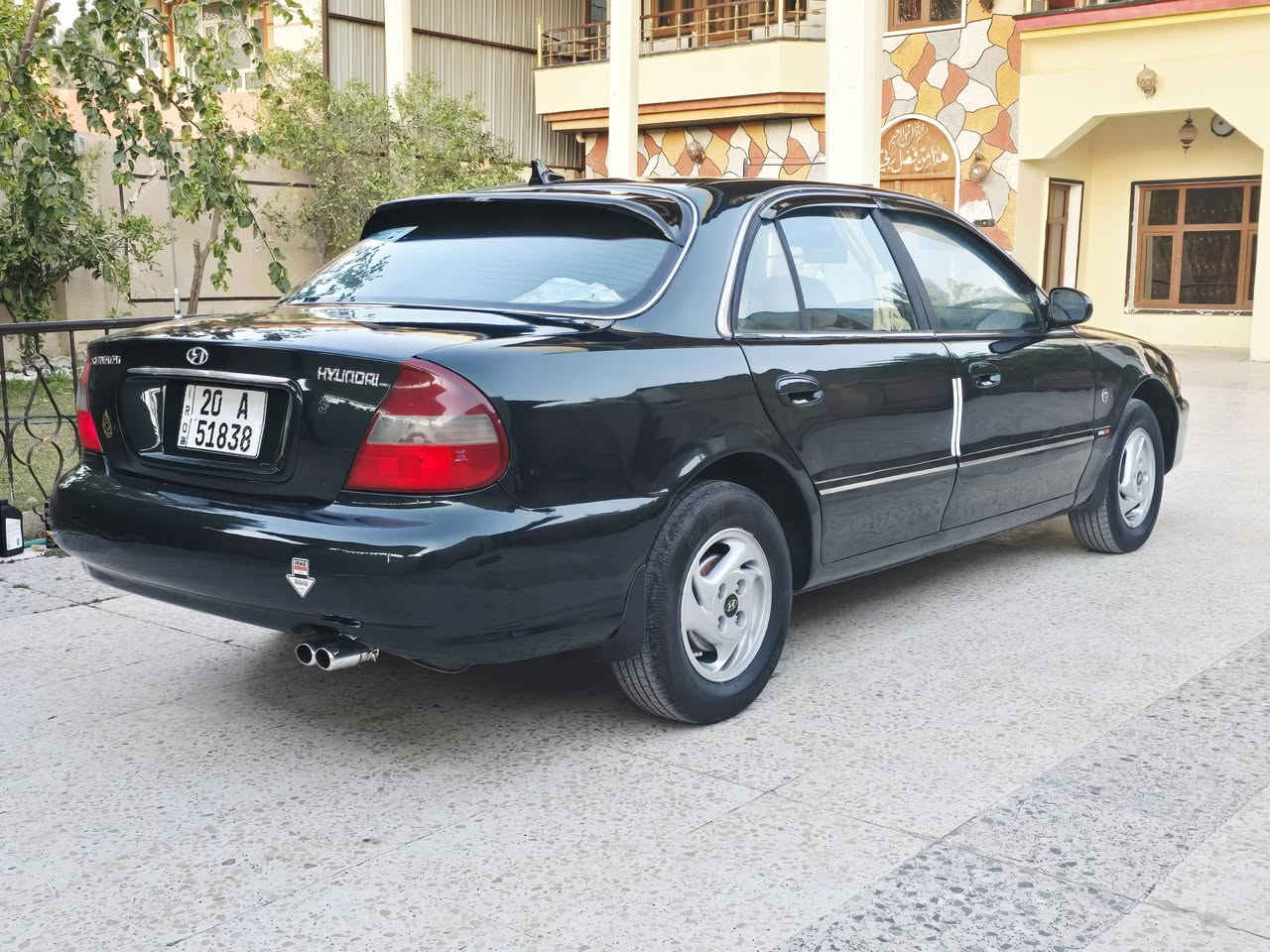 سوناتا موديل 97 كير عادي مكينه مفتوح مصبوغه صبغ درجه اولى للجماليه صدر خلفي أمامي جديد تدفئه وتبريد ثلج كهربائيات كلهه ع وضع شركه جطل مابيهه اربع جامات تشتغل سياره كلش نضيفه سياره متعوب عليهه وبالعافيه ع ياخذهه مال جني السعر52 مكاني ديالى الغالبيه للتفاصيل *********** سيد حيدر.
