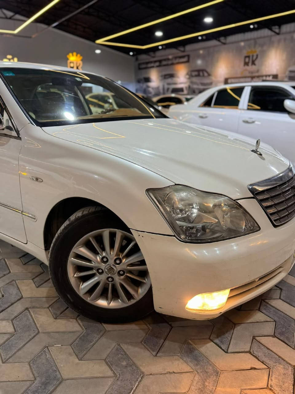 السلام عليكم
شاهينة رقم انبار دولي كصة قمارة مديل 2007 اصل تسجيل جديد السياره اخت الزيروو بعدها بريحه الشركه

قرار 48 مشروع وطني  وين متريد اداورلك بسمي

شاصي.   80

*محرك (2500 )

*تحوير جوة نجف فوك امارات

*برده كهربائيه 

*مضخمات خلفيه مع مفرغه هواء 

*كشنات كهربائية 

*كشنات مخمل

*2 دكم

كرستال اصل 

*كروز سرعه 

*دركه صاج 

*شاشة كرستال 

*ستيران كهربائي 

*جنجر اقراص 

*تحكم استيران 

*مضخم صوت فدشي 

*ويل زيروو مع تخم تاير جديد 

*مري شفط مع هيتر 

*غراض جنطه كامله مع سبير بخطته بعده 

*ايبيئس شغال 

😊السياره جاهزه على آخر حبايه مال جناي  ...

🏠المكان/ النجف الأشرف 

💲السعر 125 مع مجال . وكلشي موجود وحسب سعره ونظافته 

للاستفسار/ ***********
