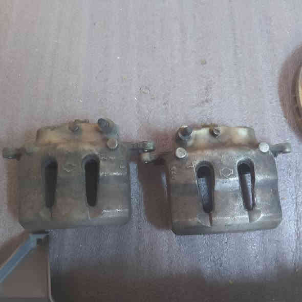 ەدمینی دڵ وەری گەرە  سڵاوتان لێ بێت ھەمووی شەریکە شەریک بەشەرت ھەموو شتێ عەتەر2010شوختێ ھەبو گلەی کە نیسان   دەبۆی نیسان     ی پێشەوە   فلنجە بەشەرت ی نیسان بۆ ھەمو  نۆعێکی تاک ئەکسل ئەبێت بەس عەتەرەکە ی 2010یە فلنجەو دەبۆکان 70 ھەزار عەتەرەکە 30 ھەزار ***********
