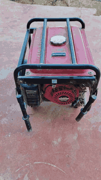 مولدة بيت للبيع المولدة كايمة... الكشر نضيف جدا وتوليد طبيعي  تشتغل سل...