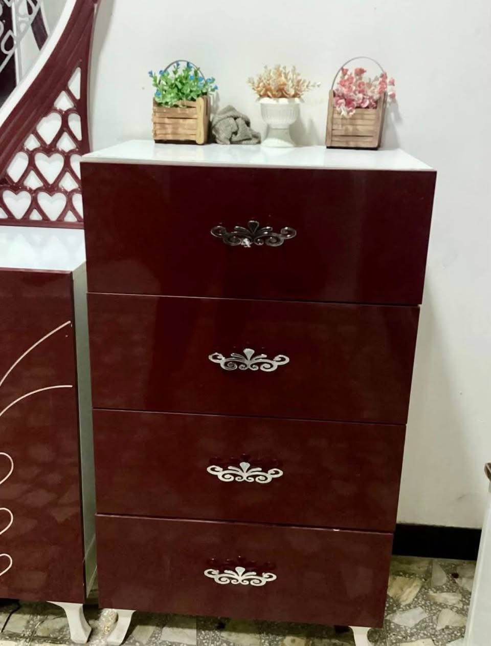 غرفة نوم ضيفه جداً مابيه ضرار سعر 800او بيه مجال 8 قطع


**إذا كنت صاحب هذا الإعلان وتريد حذفه لأي سبب، رجاءا أرسل رسالة إلى الدعم الفني**
