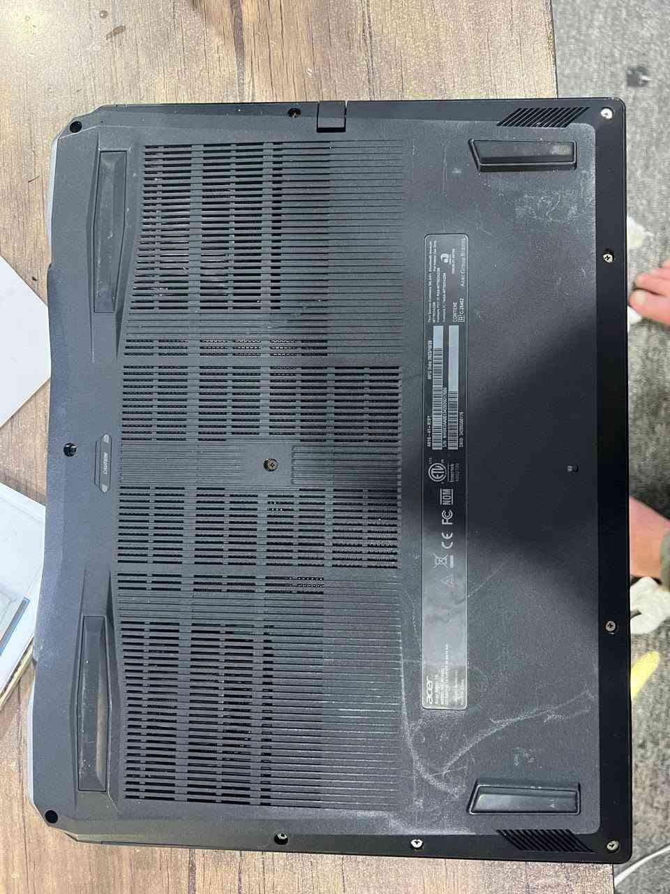 لابتوب ايسر بحالة جيده
 البطارية جديدة صحته 100% 
بمواصفات قويه
Acer Nitro 16 AN16-41-R7FA

Processor : AMD RyzenTM 7 7735HS
LCD: 16"WQXGA IPS SlimBezel 165Hz DDS
Graphics:NVIDIA GeForce RTXTM 4070 with 8GB GDDR6 Dedicated VRAM
Memory: 16 GB DDR Memory
Storage: 512GB PCle NVMe SED SSD
..........
العنوان: البصرة 
السعر: 1٫650٫000IQD 
الجاد فقط و فقط و فقط يتواصل على الرقم الاتي:***********
اللابتوب ولا غلطة ضمان من اي خلل
