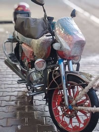 24 للبيع شرط محرك مامفتوح السعر 700:  07855450620