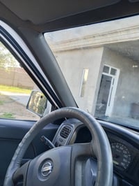 نيسان 2002 رقم انبار بأسمي السعر 78 بيه مجال قليل تلفون 07728092893