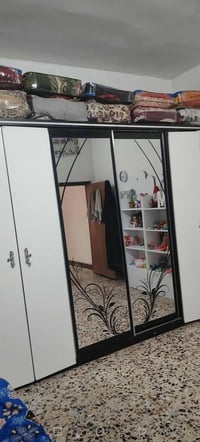 أثاث غرفة نوم • ديكور غرفة نوم