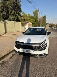 كيا سبورتج ٢٠٢٢ خليجي السيارة ماشية ١٢٣ الف كيلو  مواصفاتها نص فول  بي...
