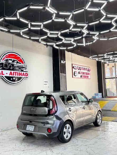 كيا صول موديل 2019 وارد أميركي
حجم المحرك 1600 gdi

ماشيه 126 الف ميل
داخل نضيف

تايرات جديده

صور الحادث داخل المنشور  

رقم الشاصي:

 KNDJN2A27K7012139

صدر حدايه كير مكينه بحاله جيده

رقم بغداد بأسمي

السعر 125 وبيه مجال بسيط

مكاني بغداد حي الجامعه

اتصال أو واتساب

***********
