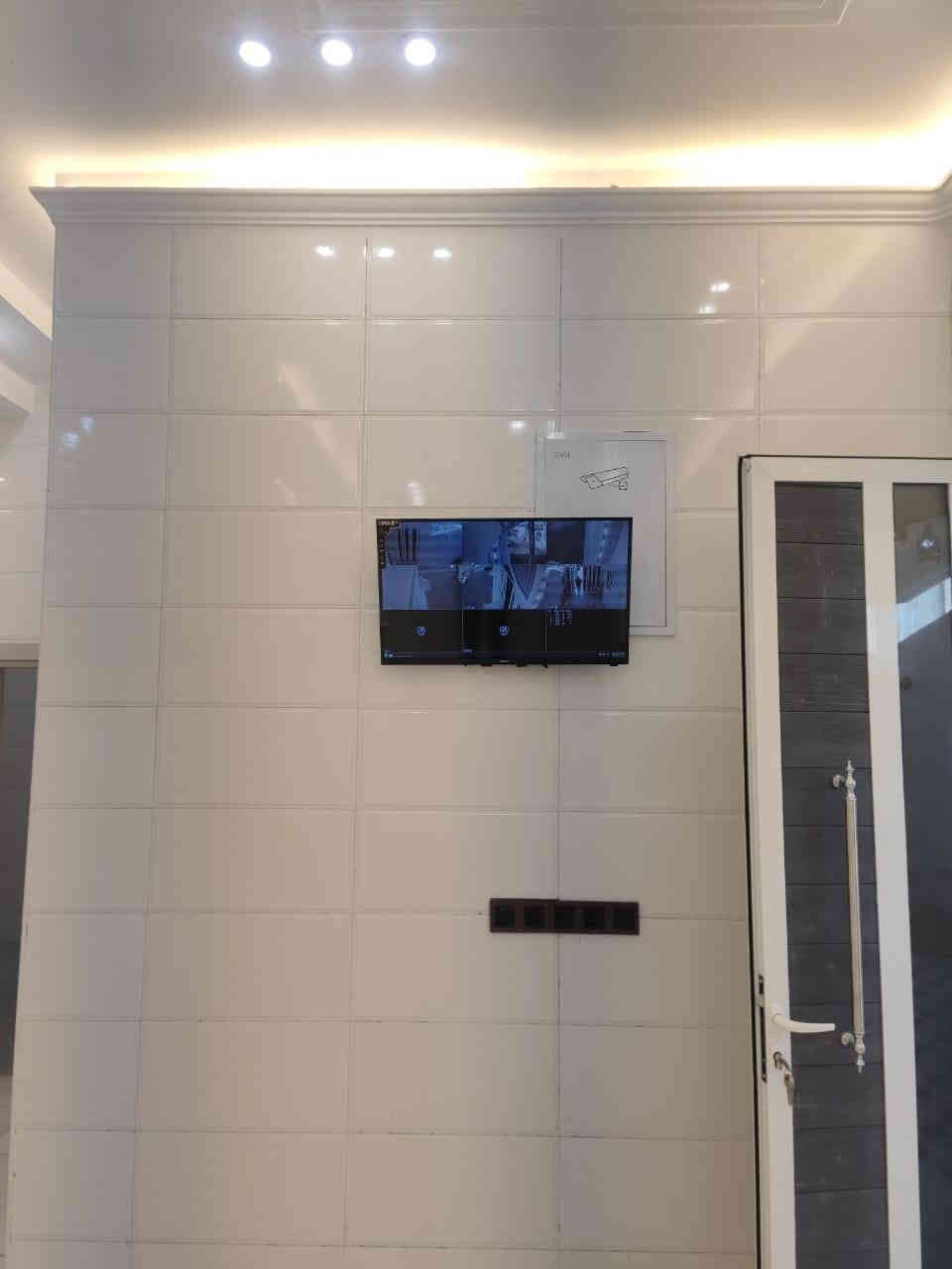 السلام عليكم..
بيت مساحه ١٠٠متر علاشارع تبليط ركن  البيت بناء طابوق  كامل مكمل شغل درجه اوله  مثل ماموضح بتصوير يحتوي علانضام كامرات 
الموقع ابو الخصيب  يبعد عن سوك ابو الخصيب ٥٠متر  جنس العقار طابو زراعي سند ٢٥ 
السعر ١٦٠ وقابل للتفاوض 
الاستفسار علارقم *********** البصرة, العراق
