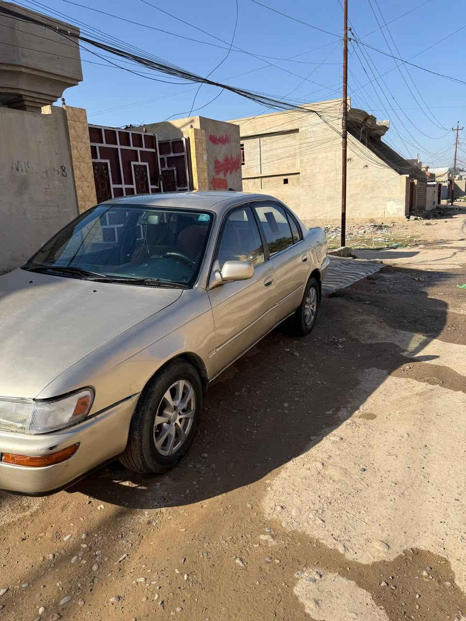 السلام عليكم..
للبيع بسعر مناسب جدآ 50 وبيها مجال بصيط…

 

كورلا موديل 1991 محور…

السياره رقم نينوى سنويه مساقطه…

مصبوغه فرن حراري درجه اولى….

السياره بيها نقوصات قليله….

محرك 1600 بدون بخار وبدون تنقيص…

كير بدون عيب…

صدر نص عمر…

تواير نص عمر…

ويل كب حجم 16…

مسجل وسماعات4…

دشبول جديد…

السياره نضيفه من الخارج والداخل…

مكان صلاح الدين قضاء بيجي…

‭0770 631 5201‬

وحياكم الله…
