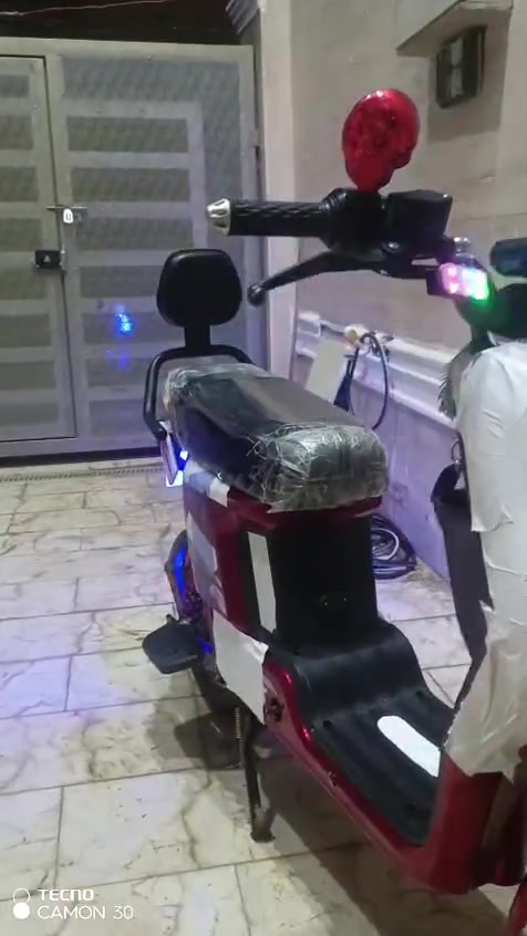دراجه شحن ار 9 برو ست بطاريات دراجه مرتبه وحلوه كدام عينكم سعر 575 وبيها مجال ناصريه مركز


**إذا كنت صاحب هذا الإعلان وتريد حذفه لأي سبب، رجاءا أرسل رسالة إلى الدعم الفني**