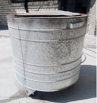 عندي هذني غراض البيع تنور عدد 2 بسكل رياضه هاذه رقمي 07714094054