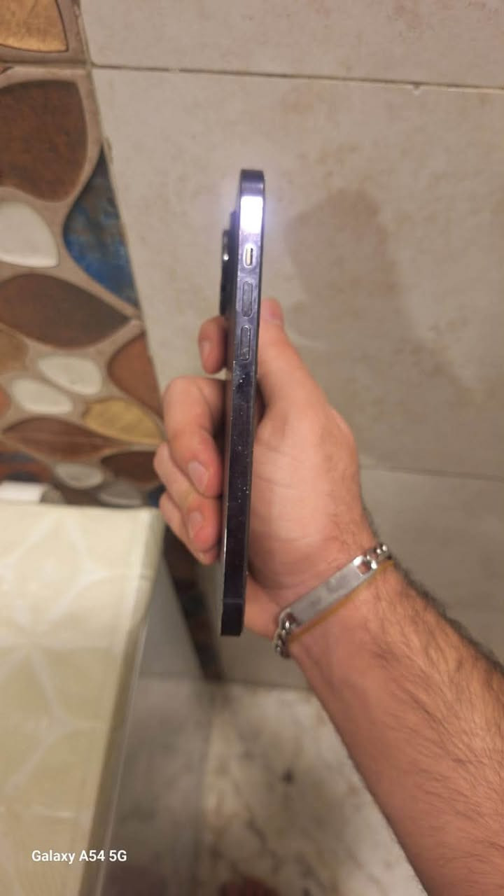 السلام عليكم 14 pro max  ضمان ABM ذاكره 256 بطاريه 81 شرق اوسط للتواصل *********** واتساب فقط مكاني بغداد الكرخ
