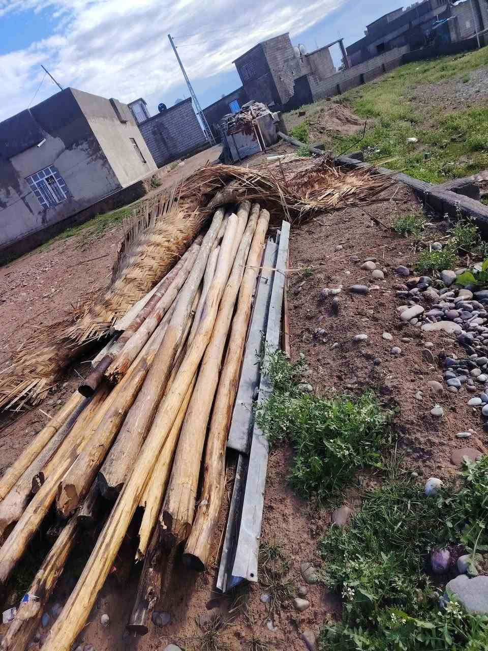 السلام عليكم ورحمة الله وبركاتة
مدود للبيع 25مد و5شلمانات وصرايف ابيع شلع

المكان صلاح الدين الشرقاط قريت شكراً

الشراي تصال ***********
