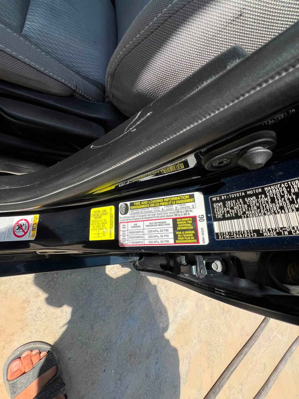 النوع والماركة: تويوتا كورولا (Toyota Corolla)
 موديل السنة: 2019
 اللون الخارجي: نيلي ،رقم بابل بأسمي 
 الموقع المعاينة: محافظة بابل / قضاء المحاويل
سياره حلوه وناعمه كير ومكينه مكفولات كلشي بيها عله وضع الشركه صور الحادث مرفقه بل منشور 
السعر 120 وبيها مجال اتصل وتدلل *********** .
