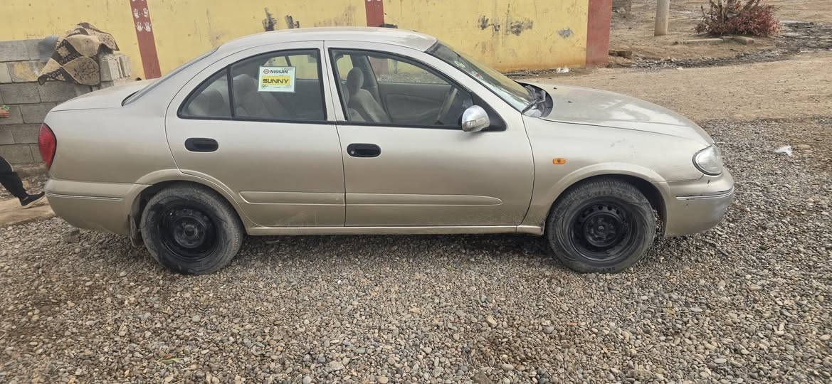 سني موديل 2008 رقم سليمانيه مصبوغه احزام جماليه بدون دواخل شرط كير محرك شرط سياره احله من الصور السعر 80 وبيها مجال للإستفسار ***********
