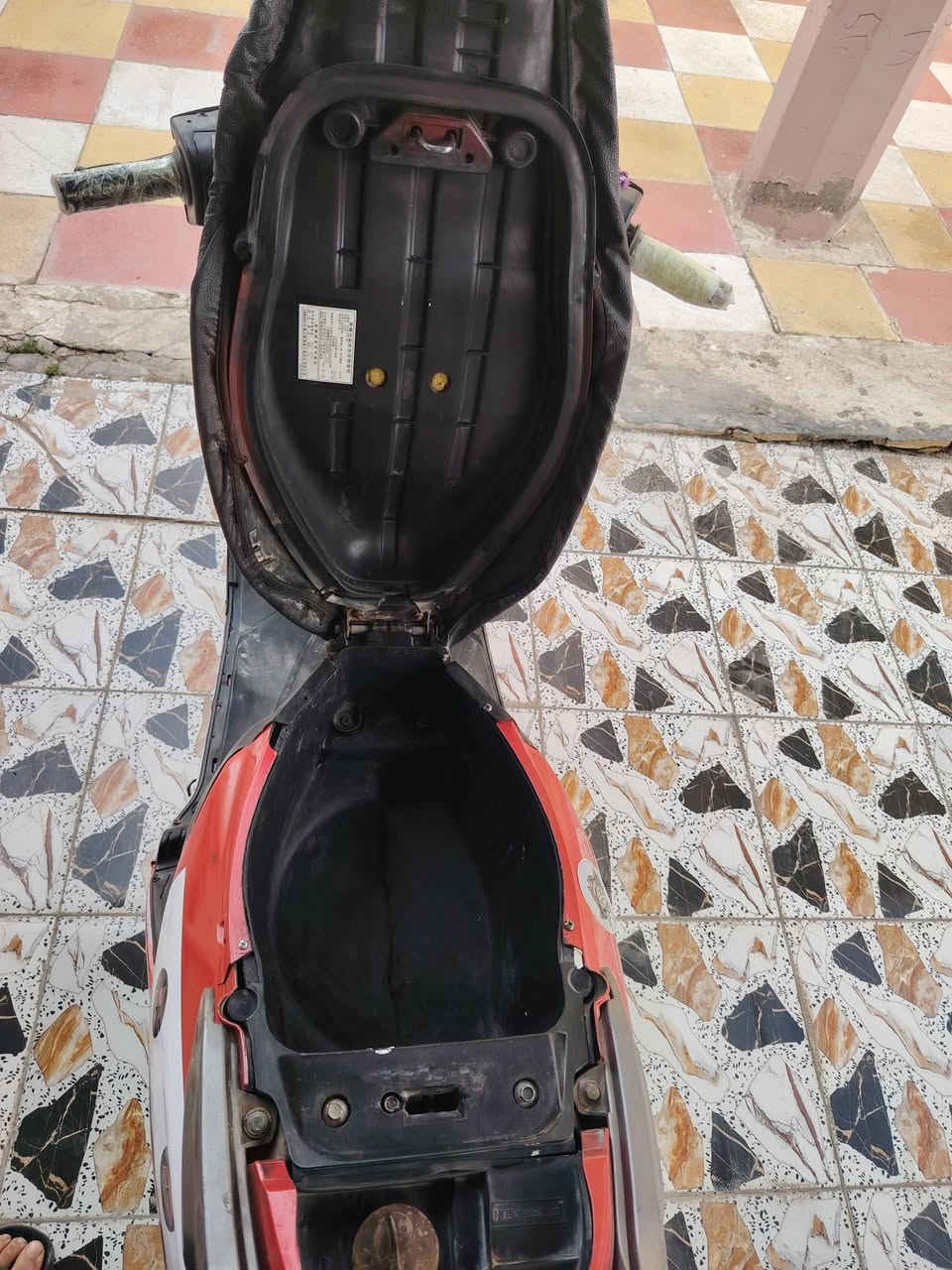 للبيع سعر 250 بيه مجال مكاني حله ورديه خارج  دراجه جديده حيل رقم الهاتف ***********
